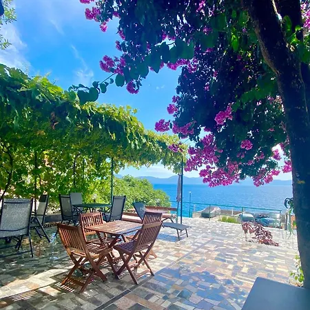 Vila Lucija
