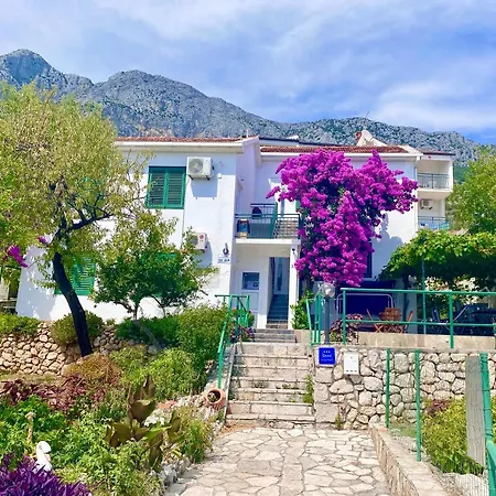 Apartament Vila Lucija