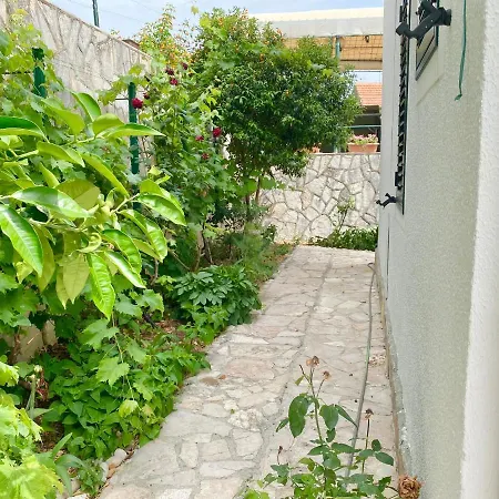 Apartament Vila Lucija *
