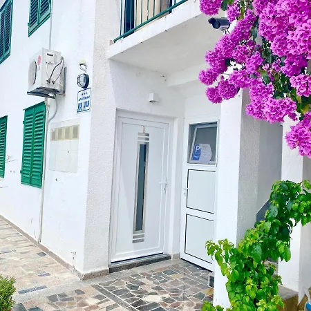 Apartament Vila Lucija