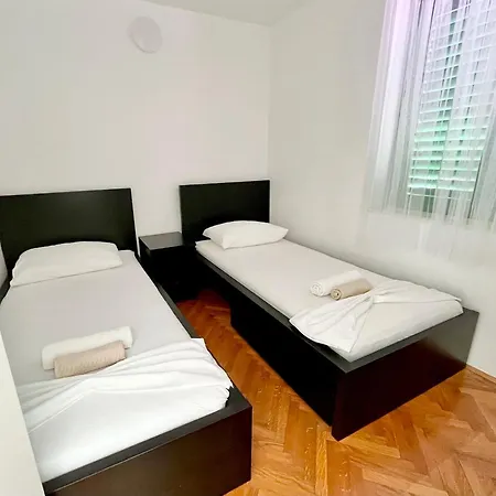 Vila Lucija