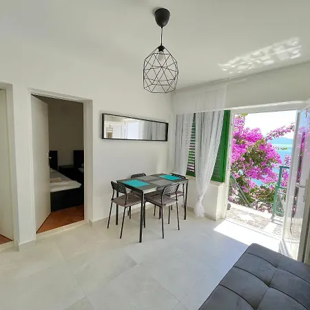 Apartament Vila Lucija Brist